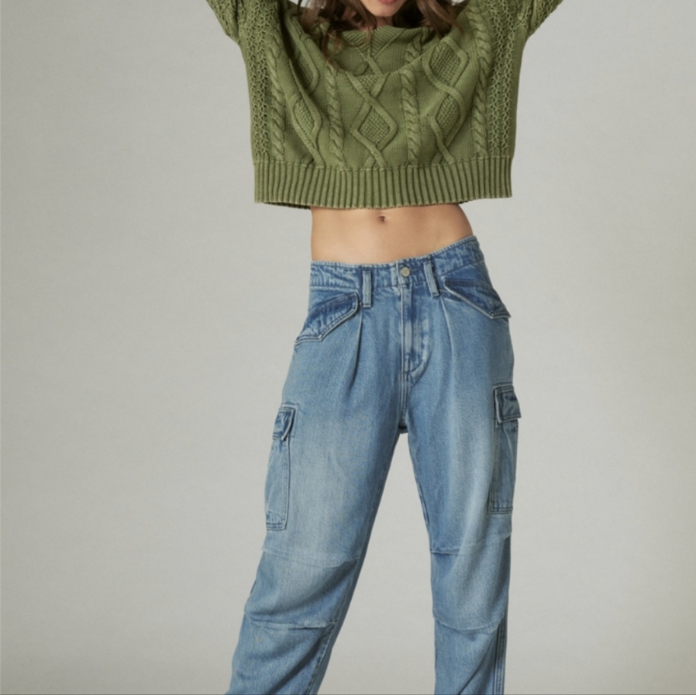 NWOT Lucky Liquid Denim Cargo Pants, 2/26